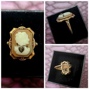 Habille Cameo Ring
